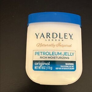1 Yardley London Original Petroleum Jelly Naturally inspired